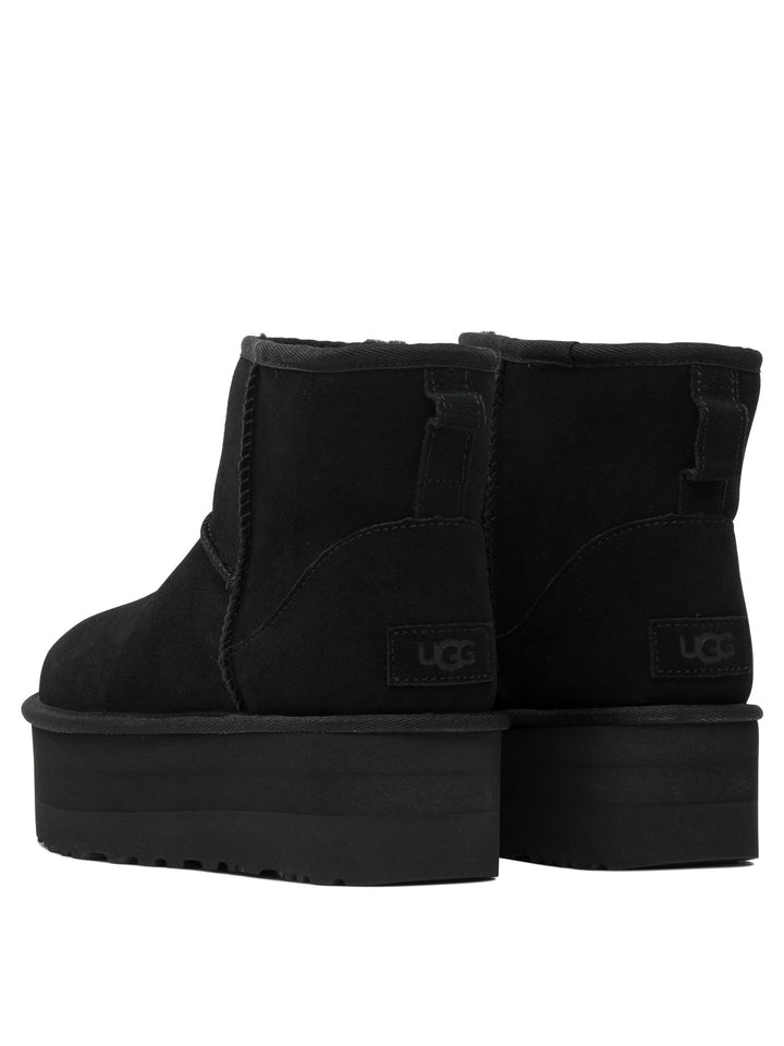 Ugg Classic Mini Platform Stivali e Stivaletti - Nero | 9d7f766f21450df249c970680252c1ef722ff546