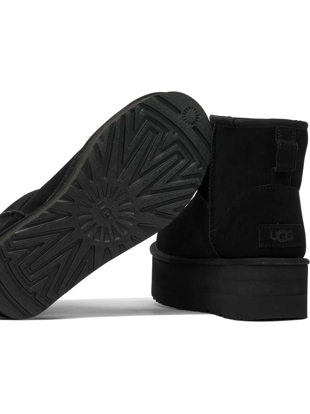 Ugg Classic Mini Platform Stivali e Stivaletti - Nero | 3bc35454a54045f292ea1b78bb537907e2bdefa9
