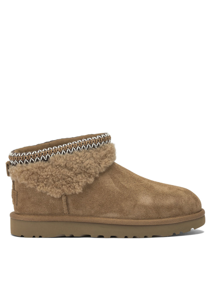 Ugg Classic Ultra Mini Maxi Curly Boots and Ankle Boots - Marrone | 32f434811fb6b973b8a2a8988e7bc57cffef48bf