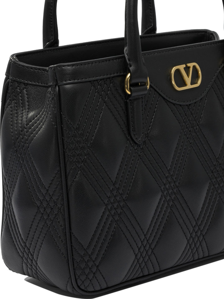 Valentino Garavani Quiltie 67 Handbags - Nero | e52cb145c068744c7a7cdd43e2916fd5bd445f8a