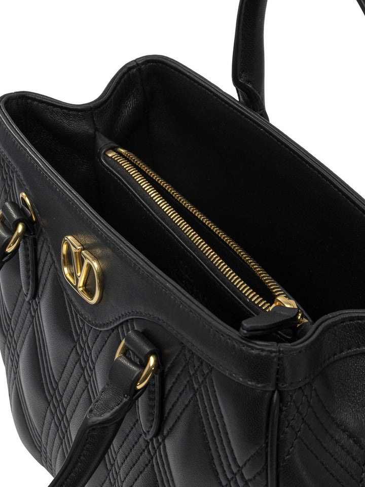 Valentino Garavani Quiltie 67 Handbags - Nero | bbe29441ac2a5e7e28f6b77fc7cb76d5498d66ff