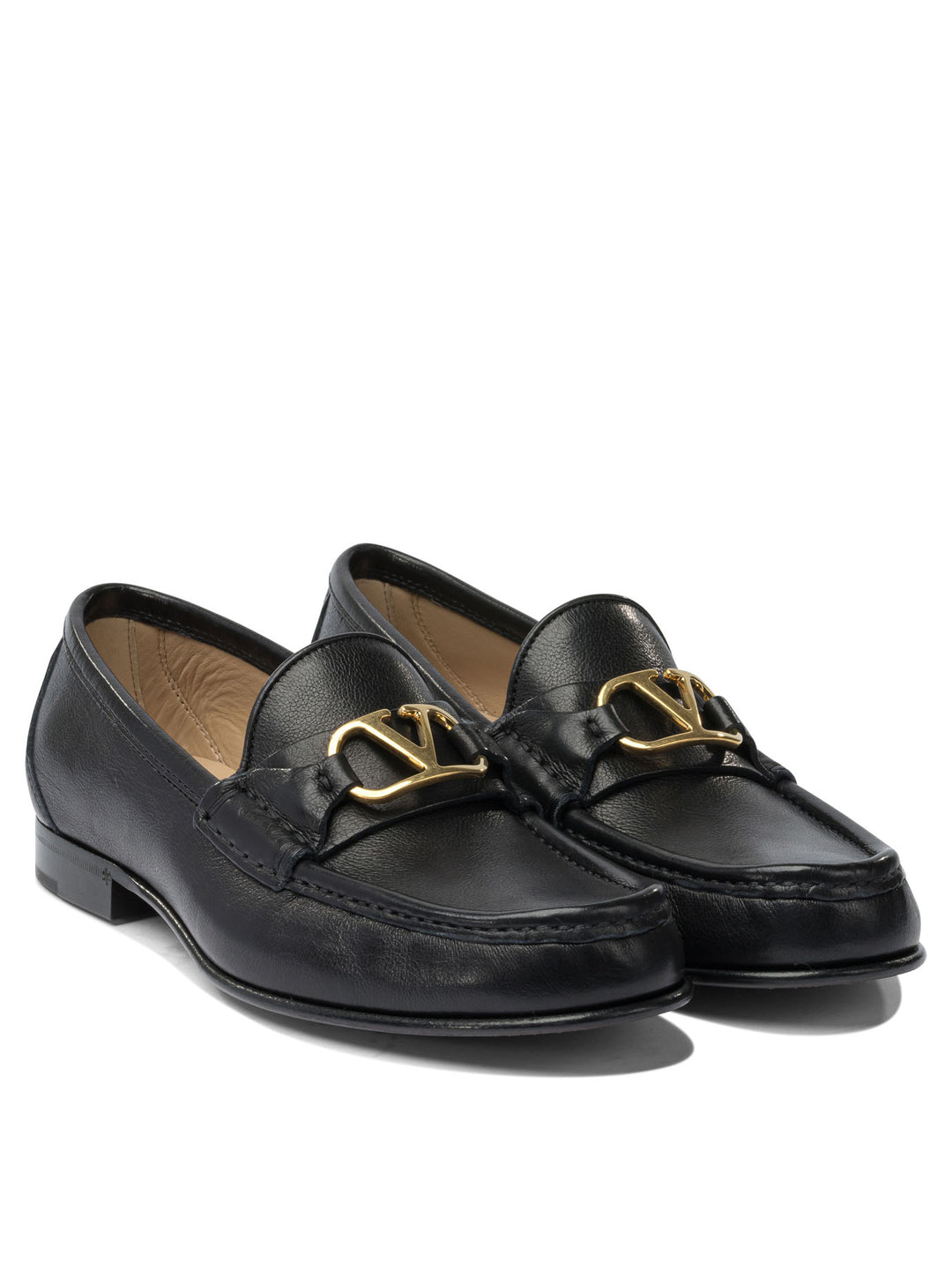 Valentino Garavani Vlogo Signature Loafers & Slippers - Nero | a6d394b8ba06eb791edbd6fa901c91a9200beda2