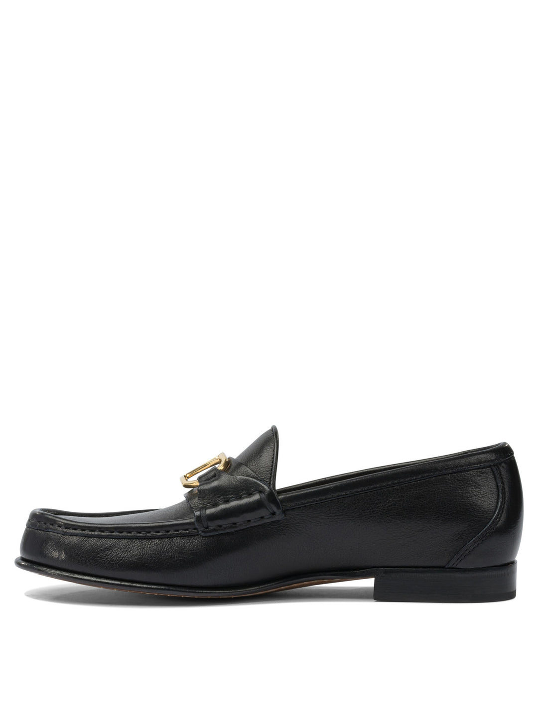 Valentino Garavani Vlogo Signature Loafers & Slippers - Nero | d13101d19e9166f0518eb68b53920e902cf2bb16