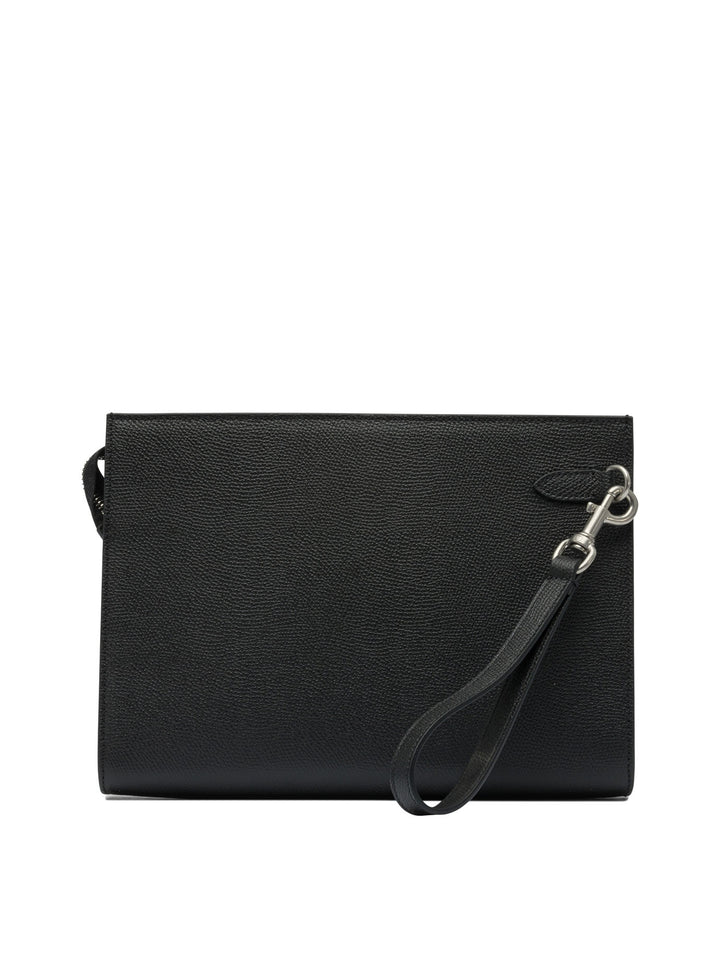 Valentino Garavani Vlogo Signature Pouch - Nero | c27b80dd04be376cc657dc2e9c5affd4002f1ce5