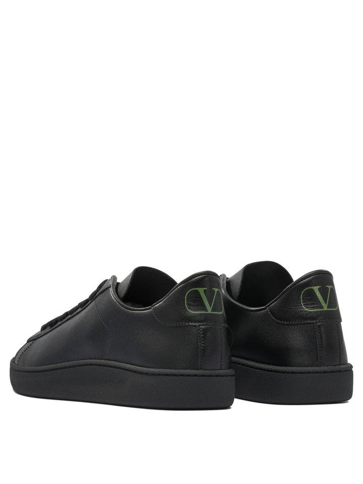 Valentino Garavani Royco Sneakers & Slip-On - Nero | 424075400d3abfc192d9456c2402a04f01f9b377