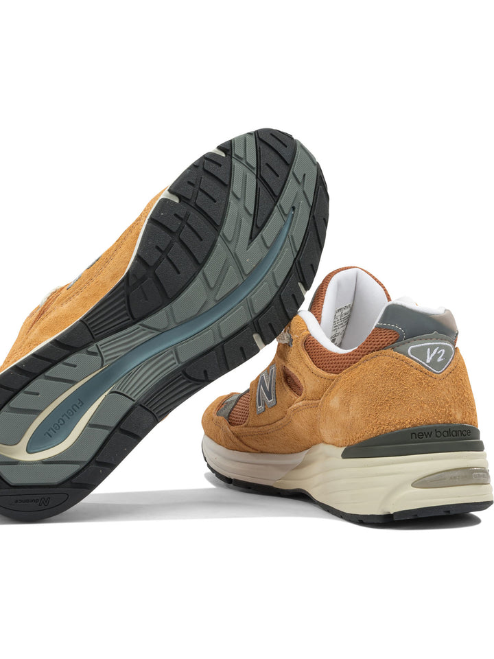 New Balance Made In Uk 991v2 Sneakers & Slip-On - Arancione | aafe779d7b2b7ba2d7fc7a408709a606ffd95667