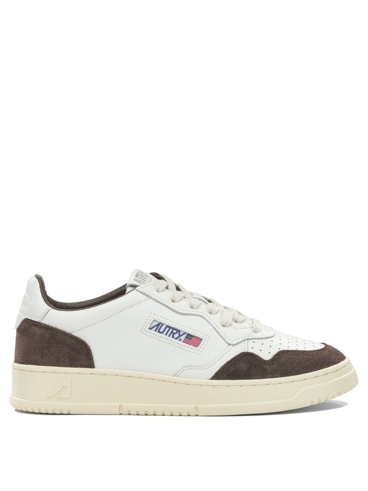 Autry Medalist Low Sneakers & Slip-On - Marrone | be300648b08b53daf5235863c0724c7a01bdc0f3