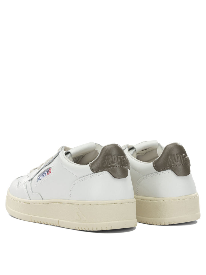 Autry Medalist Low Sneakers & Slip-On - Verde | 9aefff5cbefe0111c361f14bd9d1132ec29b8354