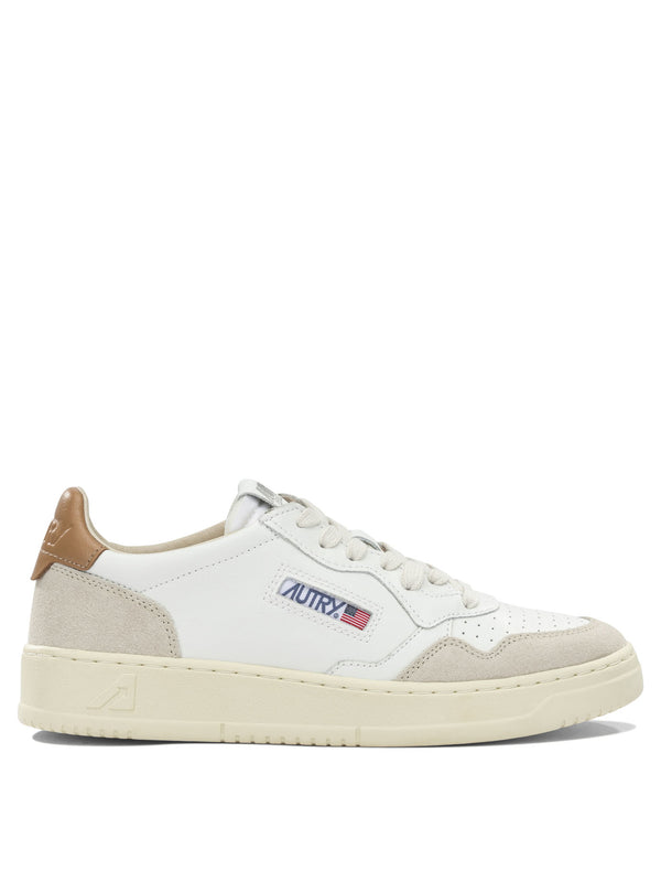 Medalist Low Sneakers & Slip-On Beige