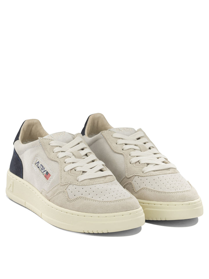 Autry Medalist Low Sneakers & Slip-On - Blu | 18a16adde98d25b80a2bb93cecce9d77268ac1ed