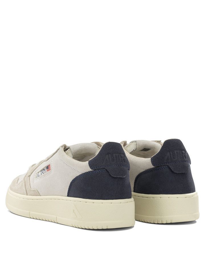 Autry Medalist Low Sneakers & Slip-On - Blu | 07221131f6f206d56ecf87cdf885368709041813