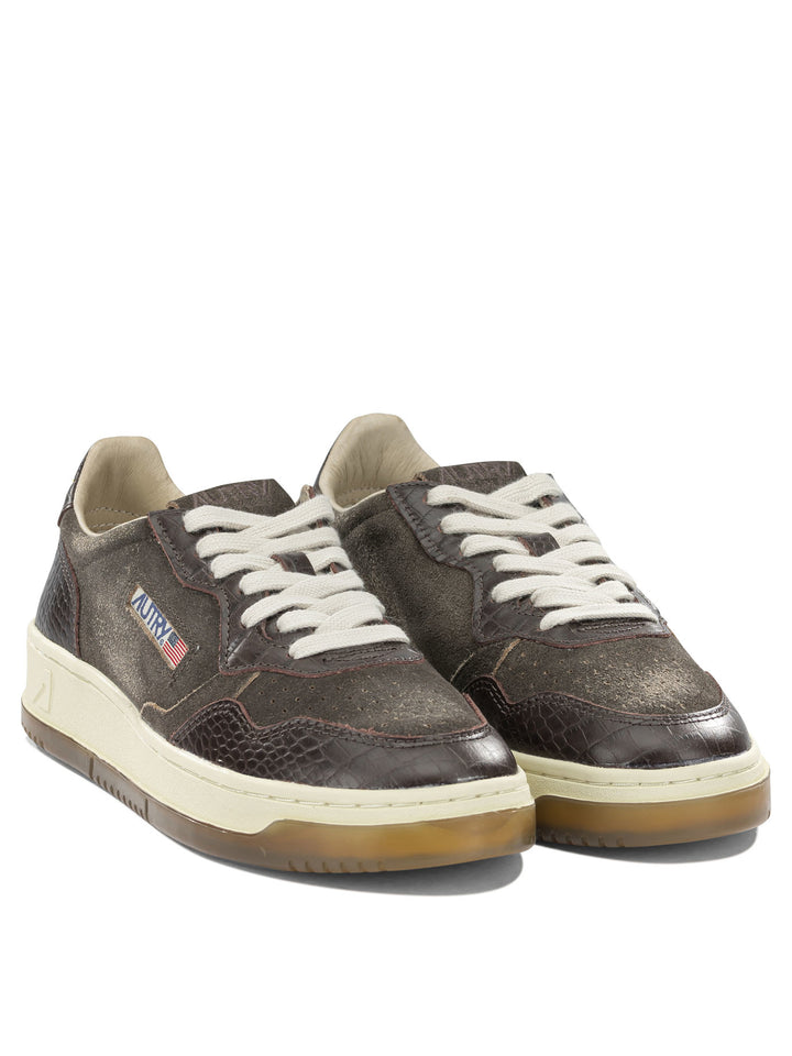 Autry Medalist Low Sneakers & Slip-On - Marrone | 4d3bcf463f44d79fad0d6fc3dfaa21a9efe2d8ac
