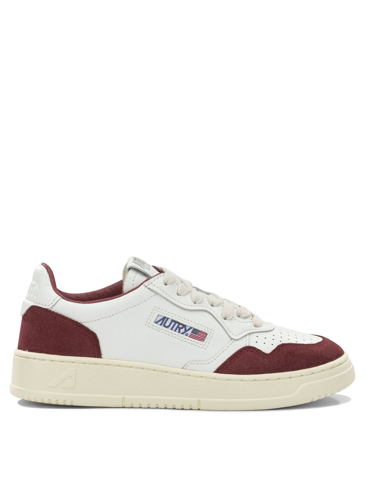 Autry Medalist Low Sneakers & Slip-On - Bianco | 2b97a5170f8e8c27c5793d113297e3a74f4f11c5