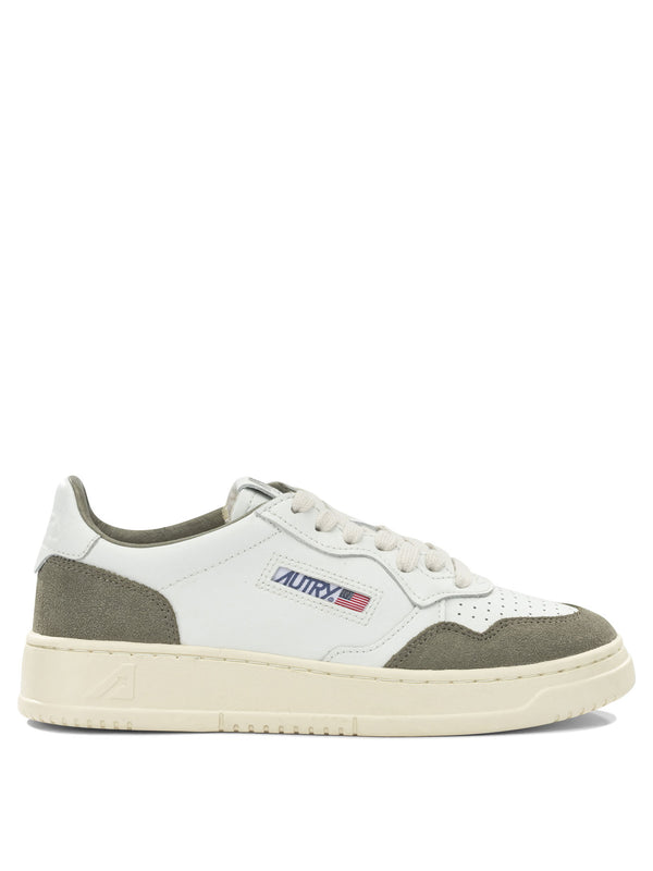 Medalist Low Sneakers & Slip-On Bianco