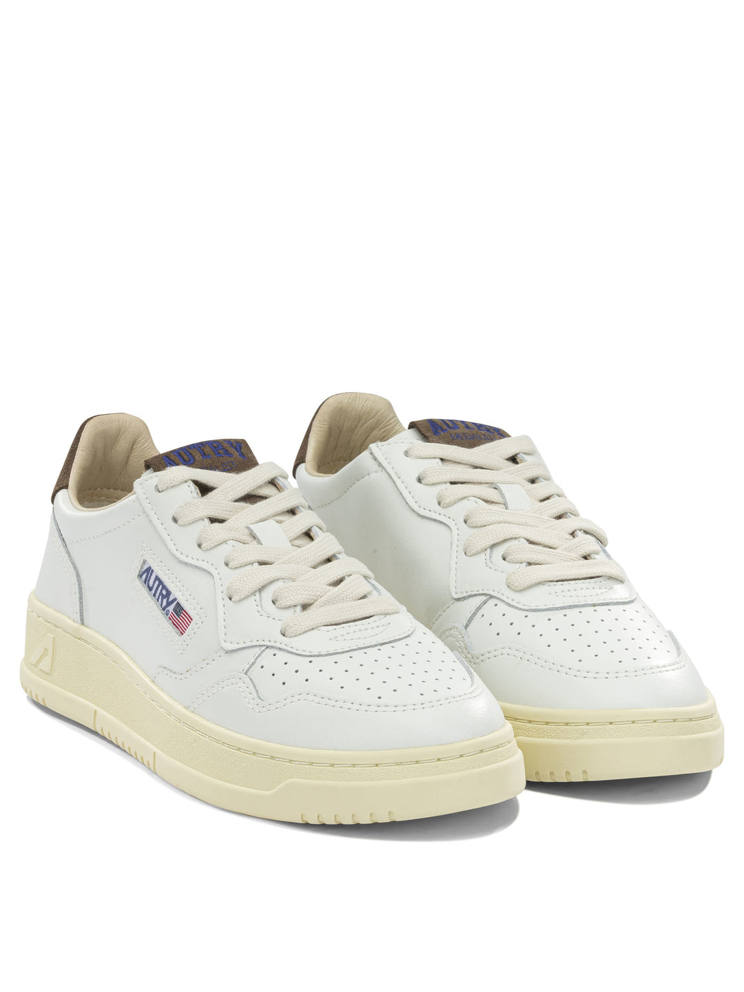 Autry Medalist Low Sneakers & Slip-On - Marrone | 8964d24adc55852a3b92806f2671e5aea0f73ae3