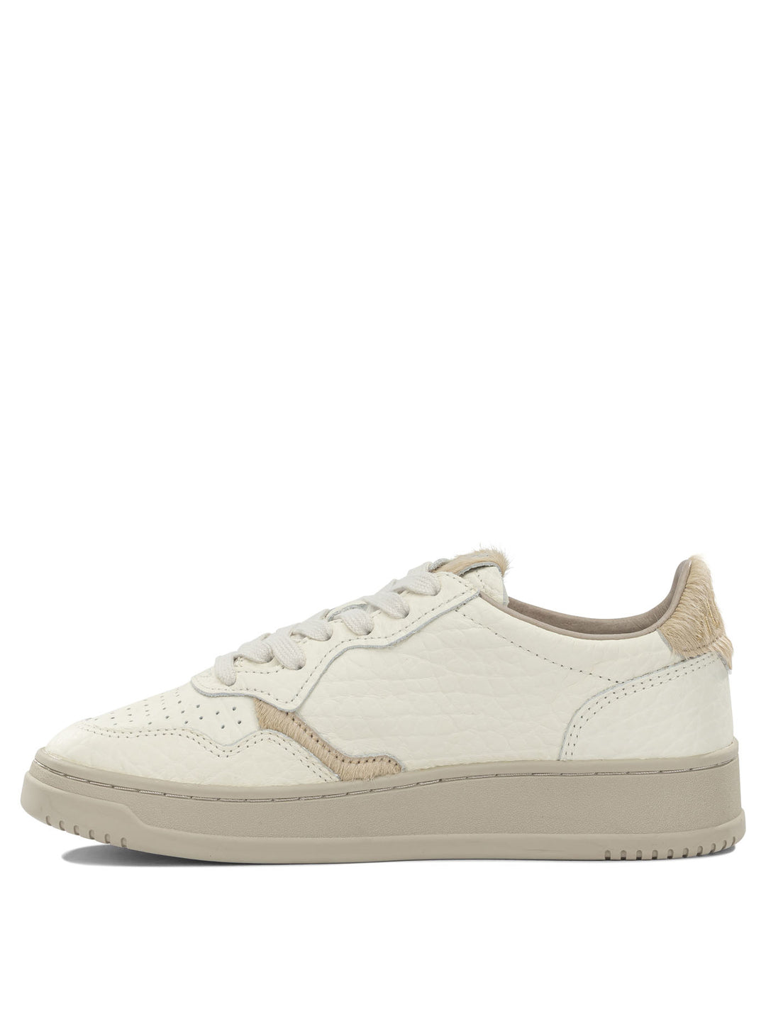 Autry Medalist Low Sneakers & Slip-On - Beige | 0c6fcf830acd0a67ae3995091120e402364bd253