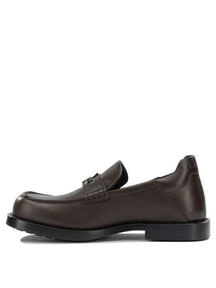 Balenciaga Comfy Loafers & Slippers - Marrone | bd47e094a85f2a1b83935378d58ffc0a9d71db04