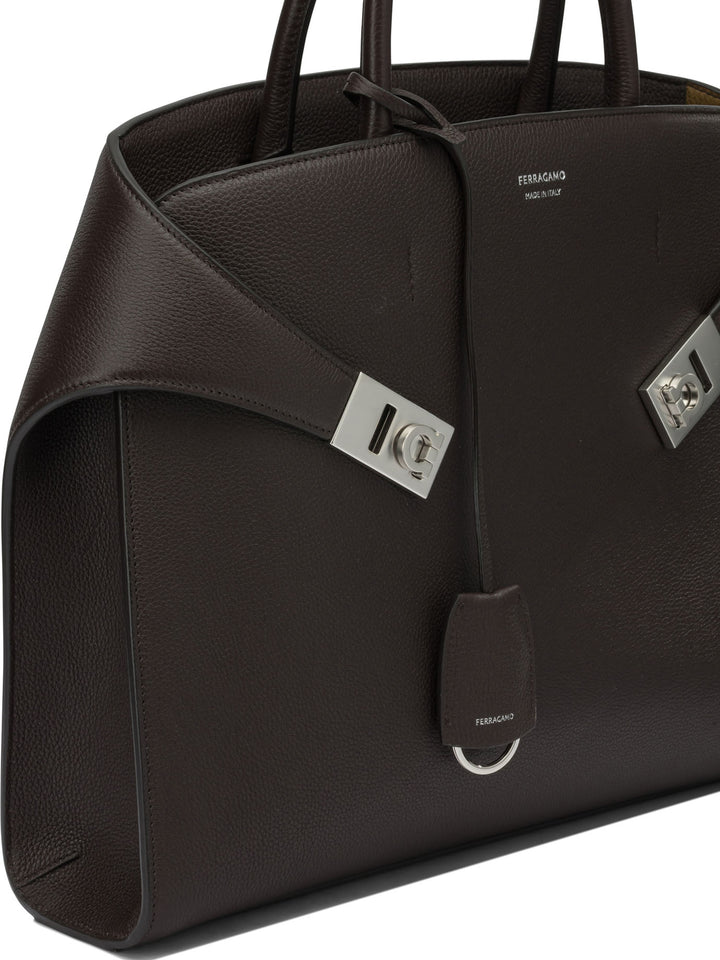 Ferragamo Hug Handbags - Marrone | 64022707175eeceda4af2e275e8003abbd5a06bd