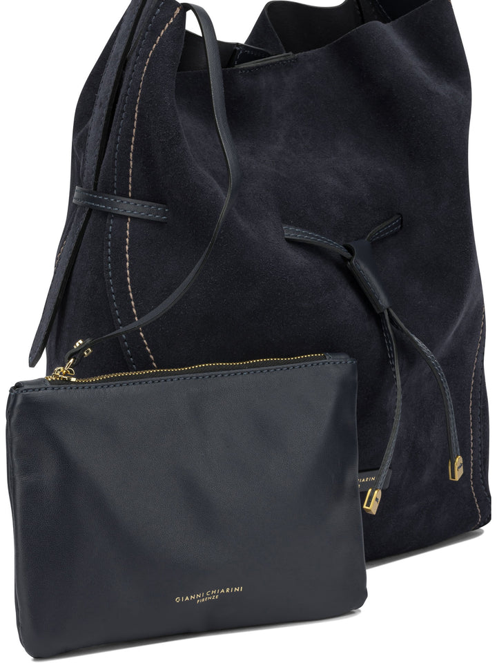 Gianni Chiarini  Borse a Spalla e Tracolla - Blu | 0189a1aafb029bc2b39cc677cfa54a0f39b51242