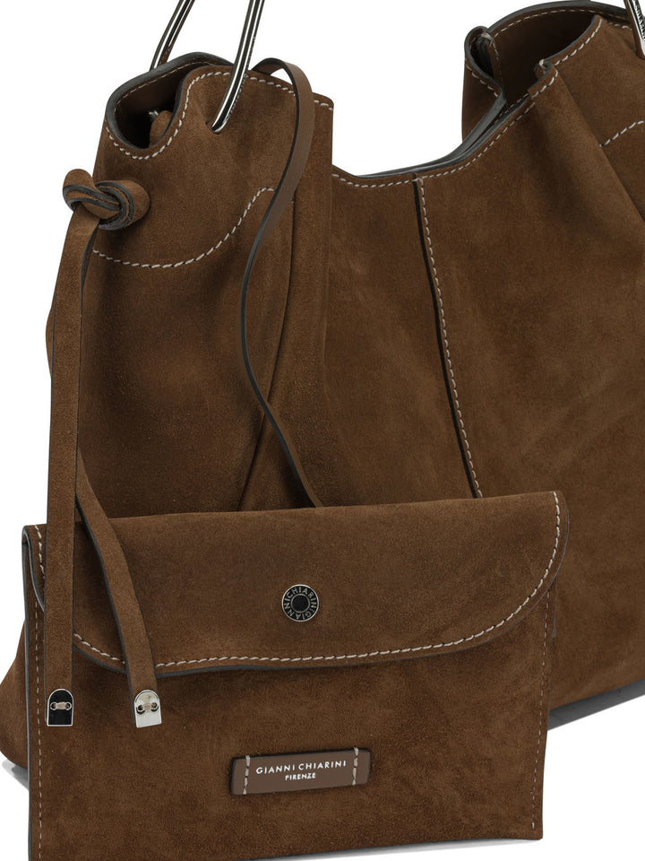 Gianni Chiarini  Borse a Spalla e Tracolla - Marrone | e68330a620f6e04703042f71a39b38e9e534ae94