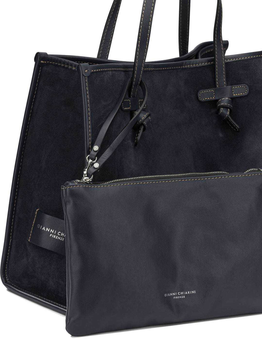 Gianni Chiarini  Borse a Spalla e Tracolla - Blu | ba38752e67ab41a664f8eea8eba2d9968d284f0f