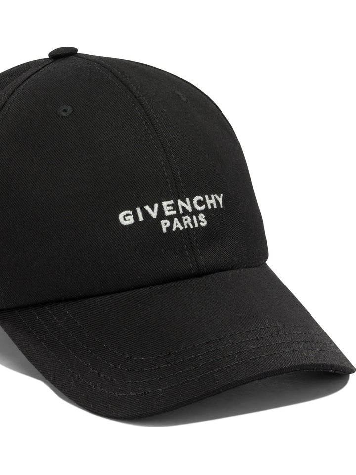 Givenchy Givenchy Paris Cappelli - Nero | 2502715ea095cb0bbf34664b33b1ef13bb5ca5f0