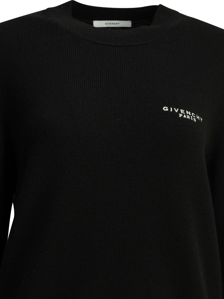 Givenchy Crew-Neck Sweater With Logo Knitwear - Nero | 632090def1daa439887a5e9639596ef71ab6e667