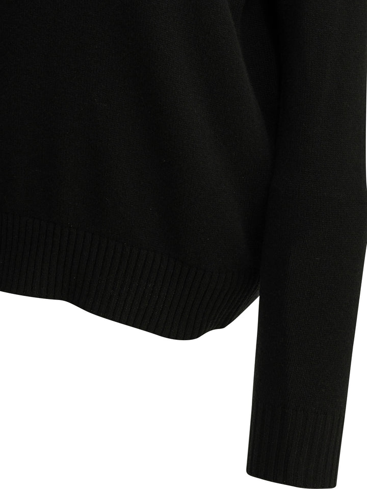 Givenchy Crew-Neck Sweater With Logo Knitwear - Nero | db4817c96e90c270b1f4909da8e44ad154077c41