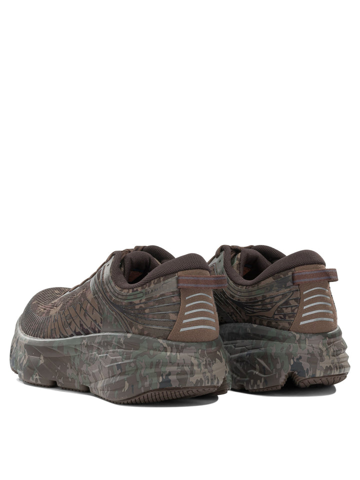 Hoka Bondi 7 Beams Sneakers und Slip On Braun