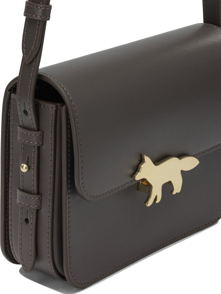 Maison Kitsuné Edie Borse a Tracolla - Marrone | 9b33a331391080431e743d3d16c8960a6ac8674a