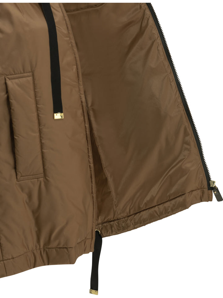 Max Mara The Cube Water-Repellent Sleeveless Jacket Jackets and Coats - Marrone | 6c93d85d4fcba5c10d15e6dafef4872412b61075