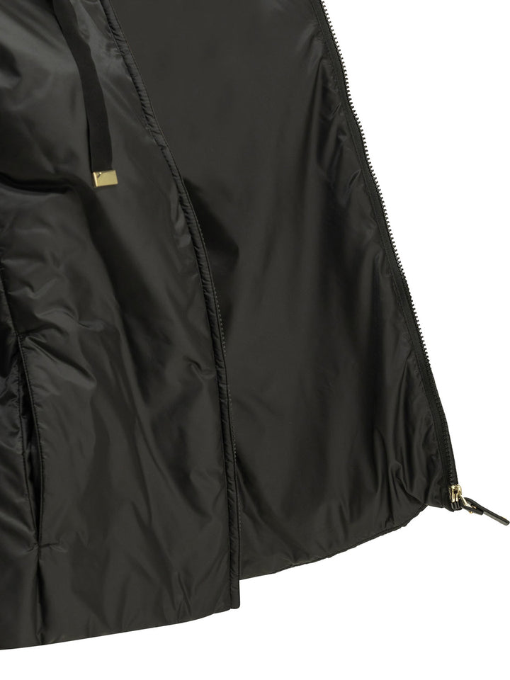 Max Mara The Cube Water-Repellent Padded Jacket Jackets and Coats - Nero | d71677873a7d3ae1670c34769094817a21eda584