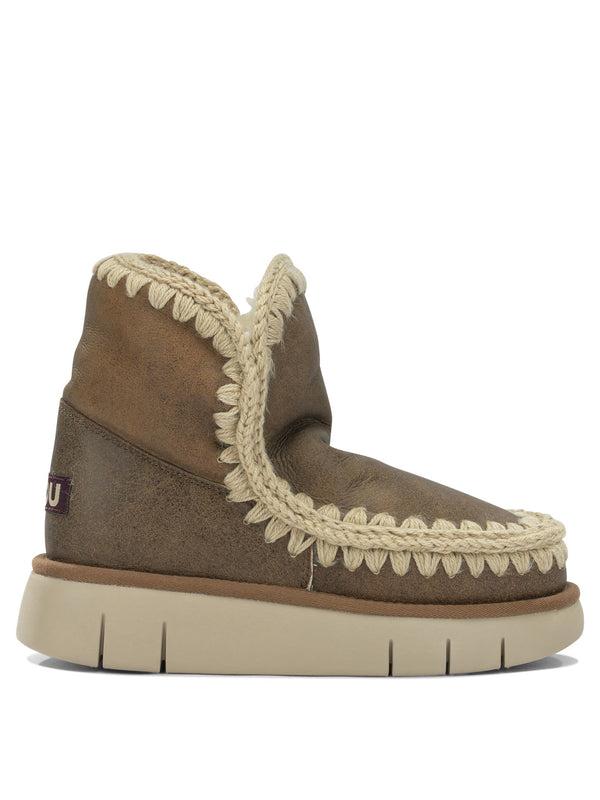 Stiefel und Stiefeletten Braun