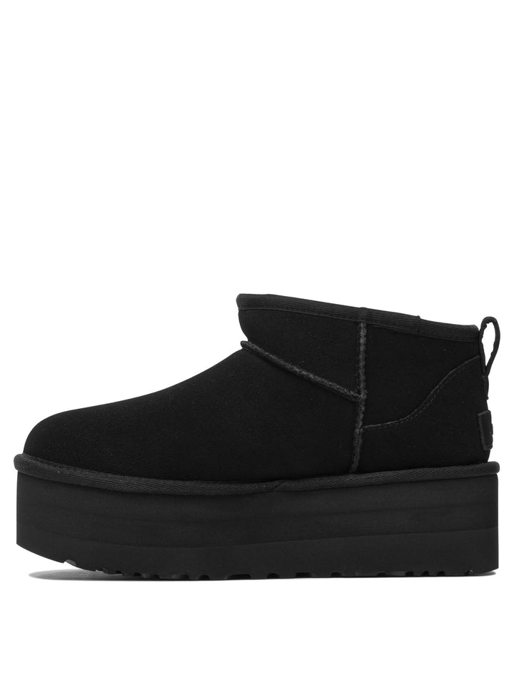 Ugg Classic Ultra Mini Platform Boots and Ankle Boots - Nero | b7c425fd76b0cf57247d0a71898f1c297b6ba7a1