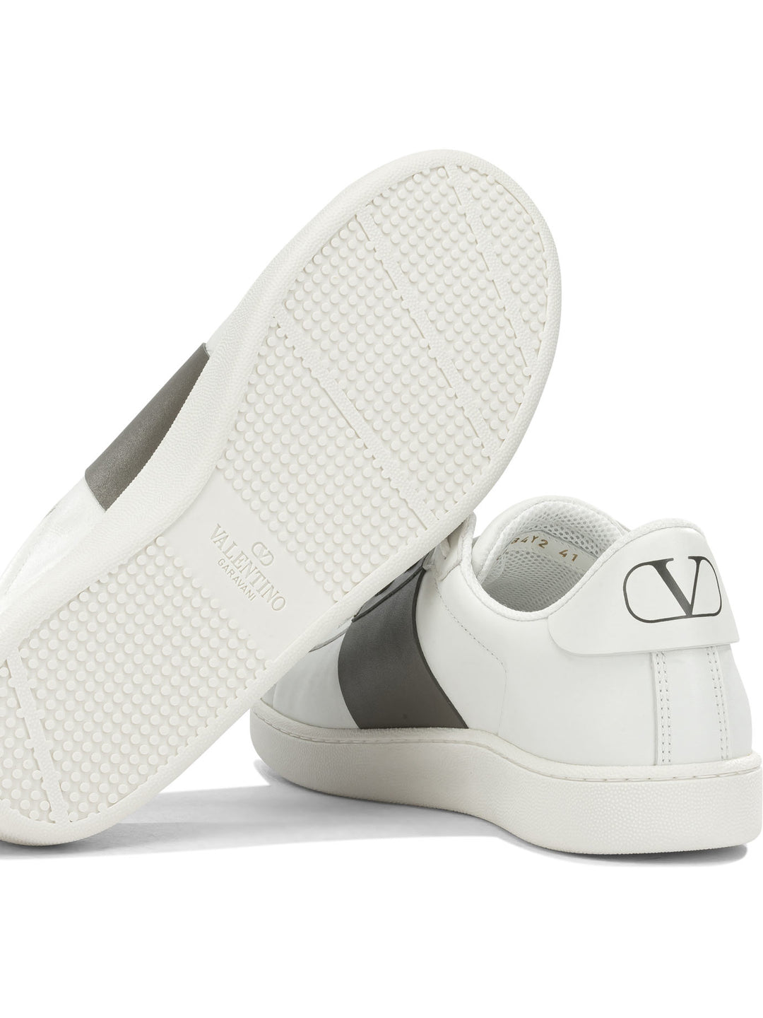 Valentino Garavani Open Sneakers & Slip-On - Verde | 5942a3cedc9aa3e1a37e917867db6a7e614cf810
