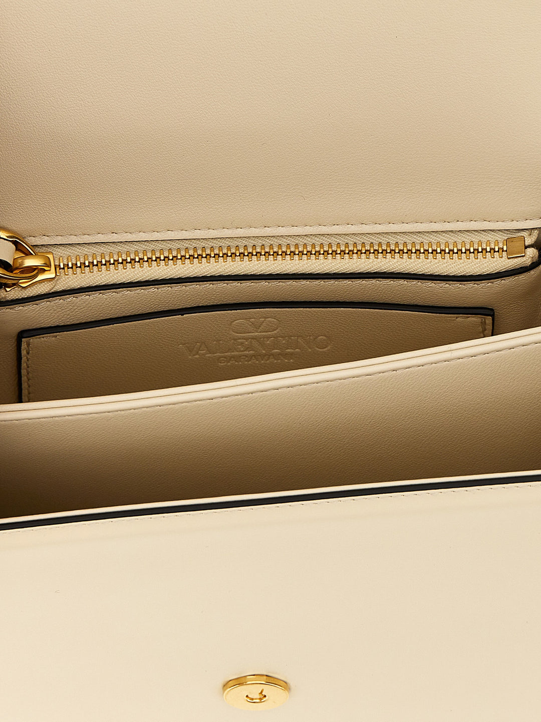 Valentino Garavani Vain Borse a Spalla e Tracolla - Bianco | d747f6ad8ed434389920ff2a448bdbafae013507