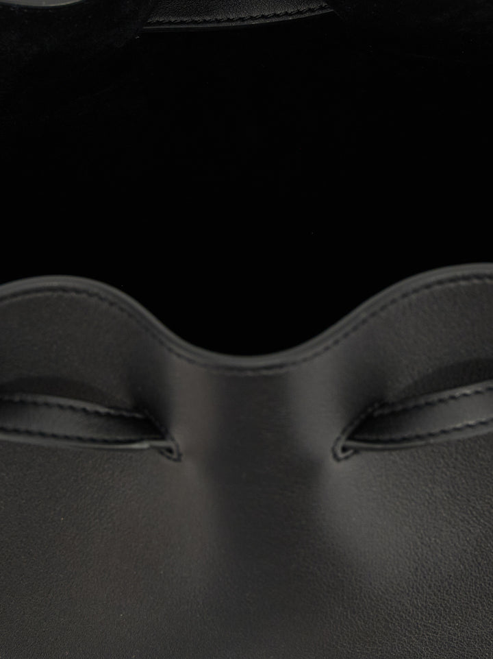 Valentino Garavani Valentino Garavani Vlogo Signature Shoulder Bag Borse a Spalla e Tracolla - Nero | b50b1f5d661723854965af4afb0ed419d631e6c3