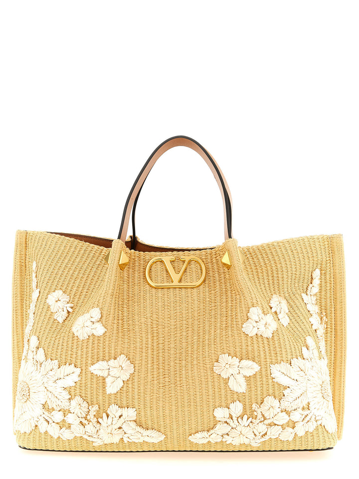 Valentino Garavani Shopping Valentino Garavani Medium Raffia Tote - Beige | 169379c48a2acee2898fa8dc79b709fa3c74782a