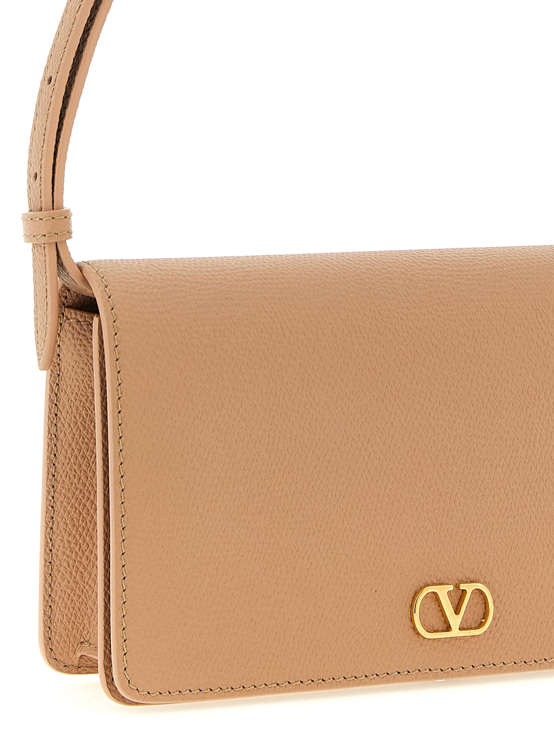 Valentino Garavani Valentino Garavani Vlogo Signature Shoulder Bag Borse a Spalla e Tracolla - Rosa | f04a21db008d93ebde1a913f8478ade27724514e