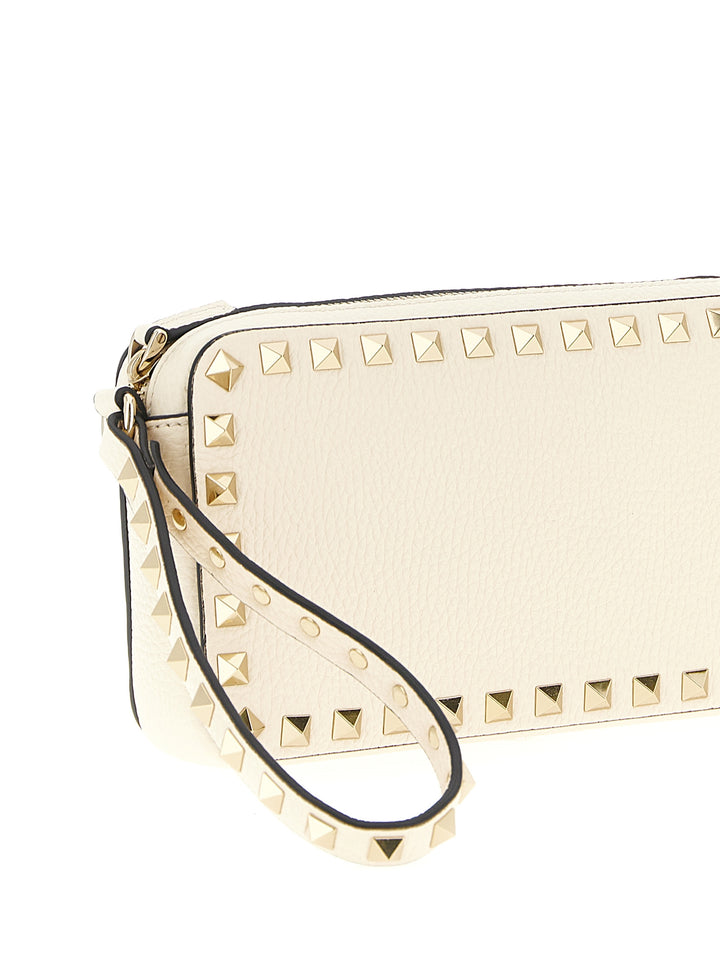Valentino Garavani Rockstud Clutch - Bianco | 49f17f5330cc25ac234cca8c4b5678ca15f82eef
