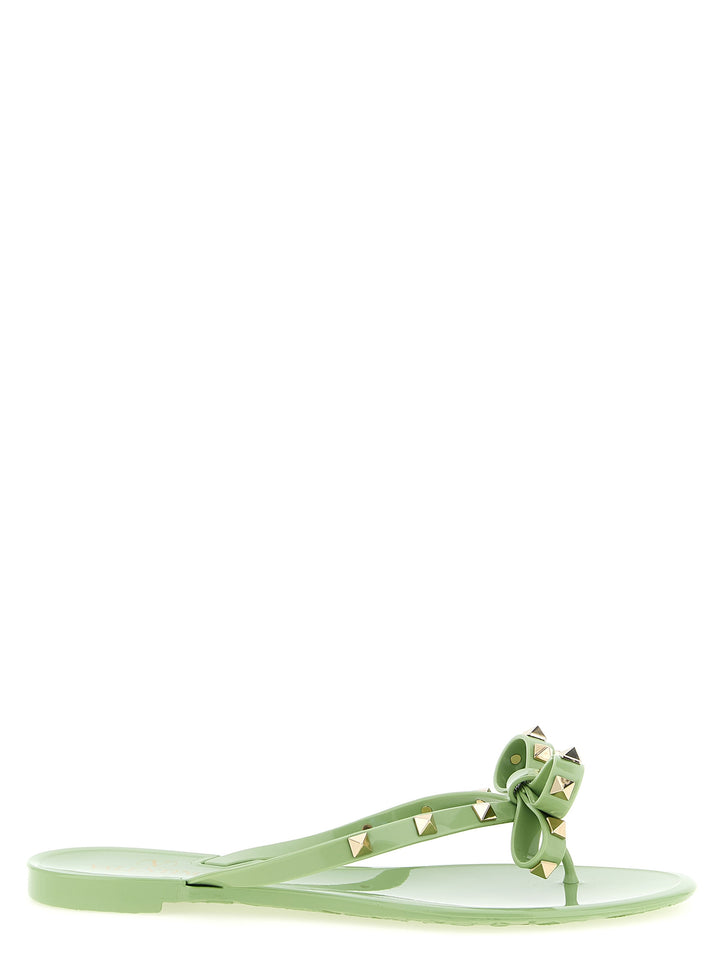 Valentino Garavani Pm Thong Rockstud Sandali - Verde | 857df9d30fd4319fa90db6dd81bd60ec12b70290