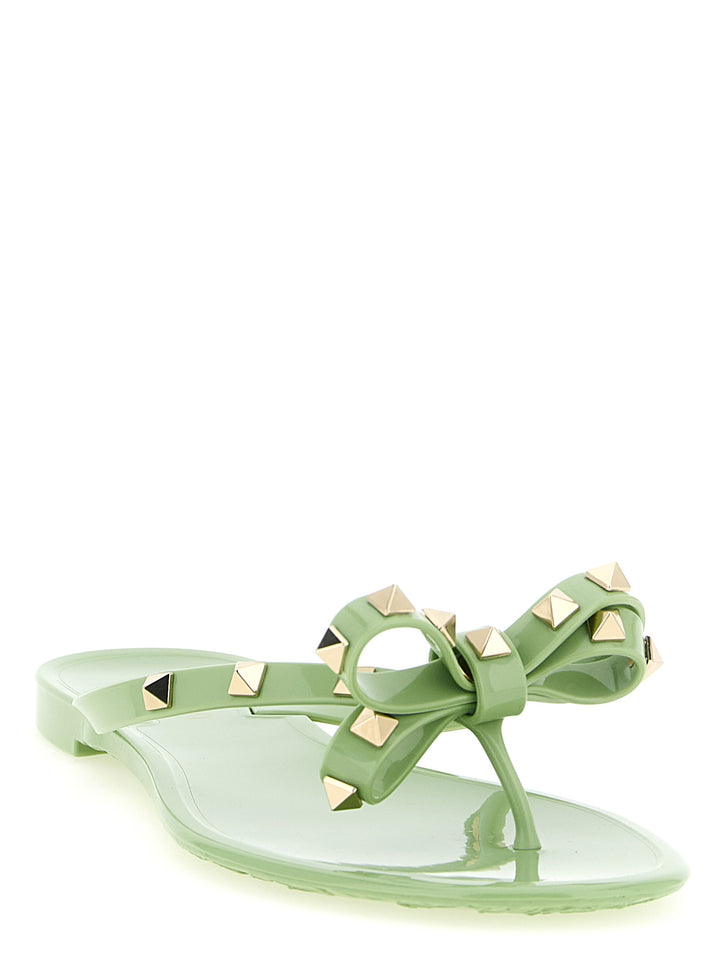 Valentino Garavani Pm Thong Rockstud Sandali - Verde | 11ab0a09d5d3c73cdbfe3c3047415c92e95bc7d4
