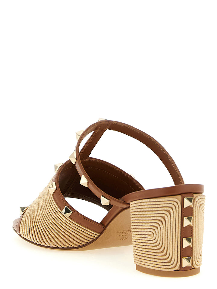 Valentino Garavani Rockstud Sandali - Marrone | c02d048a2b9c04a666e8389bba27be17e2a130c1