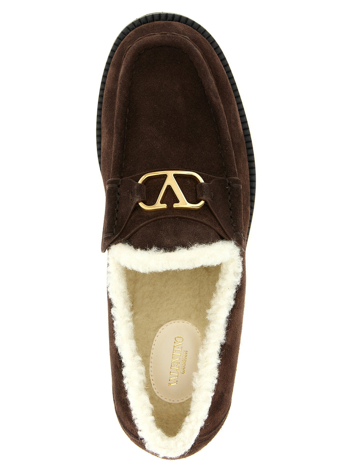 Valentino Garavani Vlogo Signature Mocassini - Marrone | fc384d1c47a52ed4c6f79b6bd73a691c359fa6eb