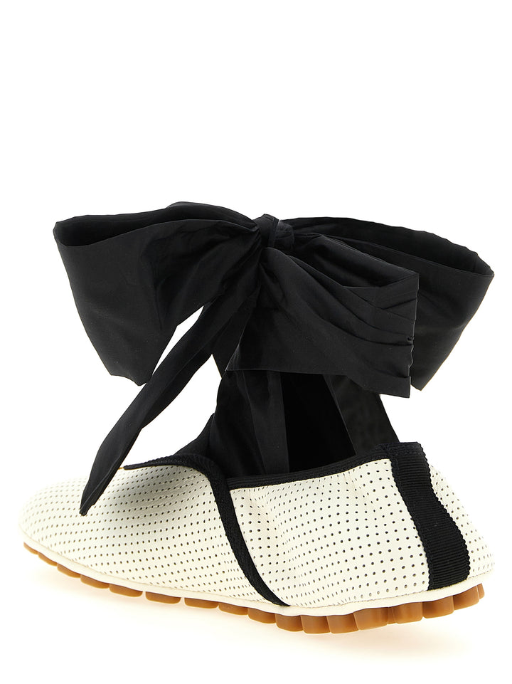 Valentino Garavani Rythmika Flat shoes - Bianco/Nero | 9627bcb7cc60c3f812bf805bb3a6434246c3180e