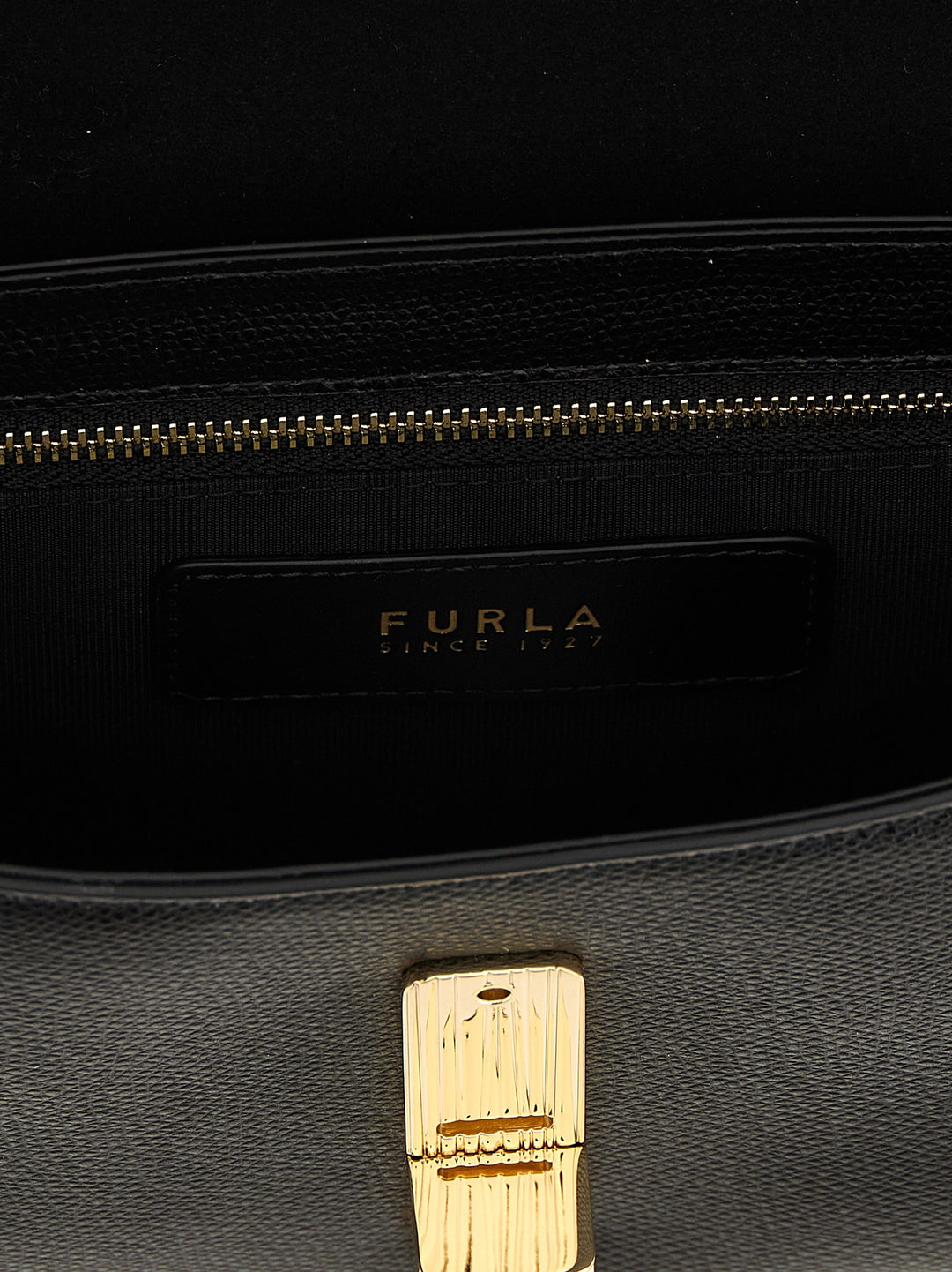 Furla Furla Iride Borse a Tracolla - Nero | f11edeaf4fab321dd04662edfe1b58888838a8b2