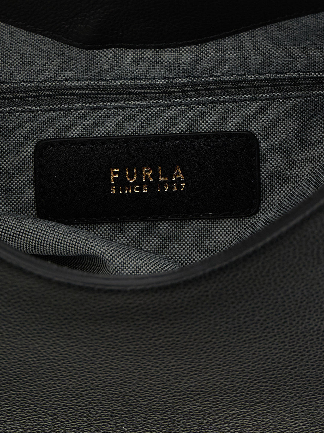 Furla Furla Goccia Borse a Spalla e Tracolla - Nero | aa6220fd7488e0fdf67f56b4d6d67e83fae19acd