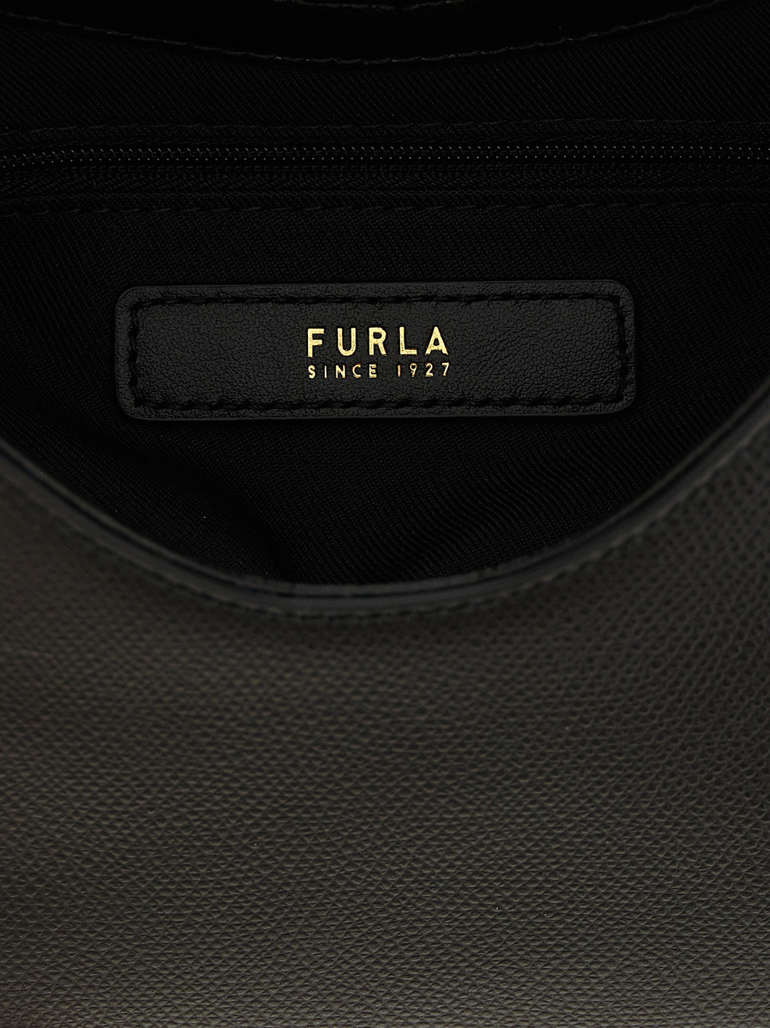 Furla Furla Iride Borse a Mano - Nero | bb72840e8d023a0689081577f00018baea56ddfe