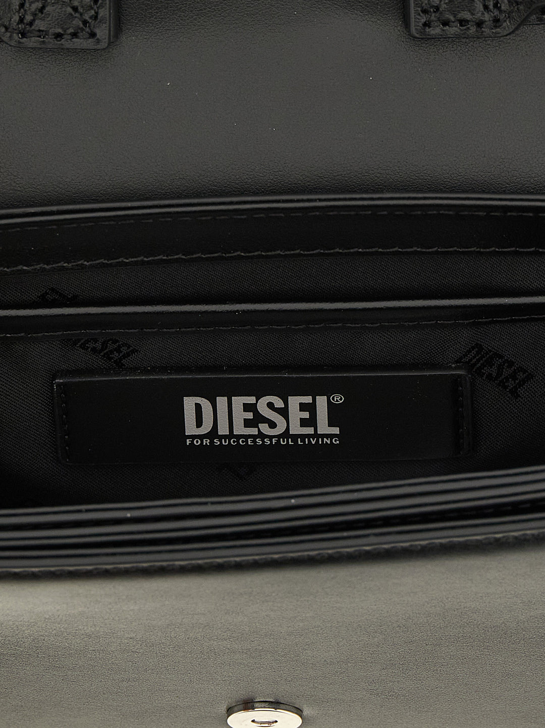 Diesel 1dr Borse a Spalla e Tracolla - Nero | ea32f0ed6fe9cd427d464d274aff735deceb3099