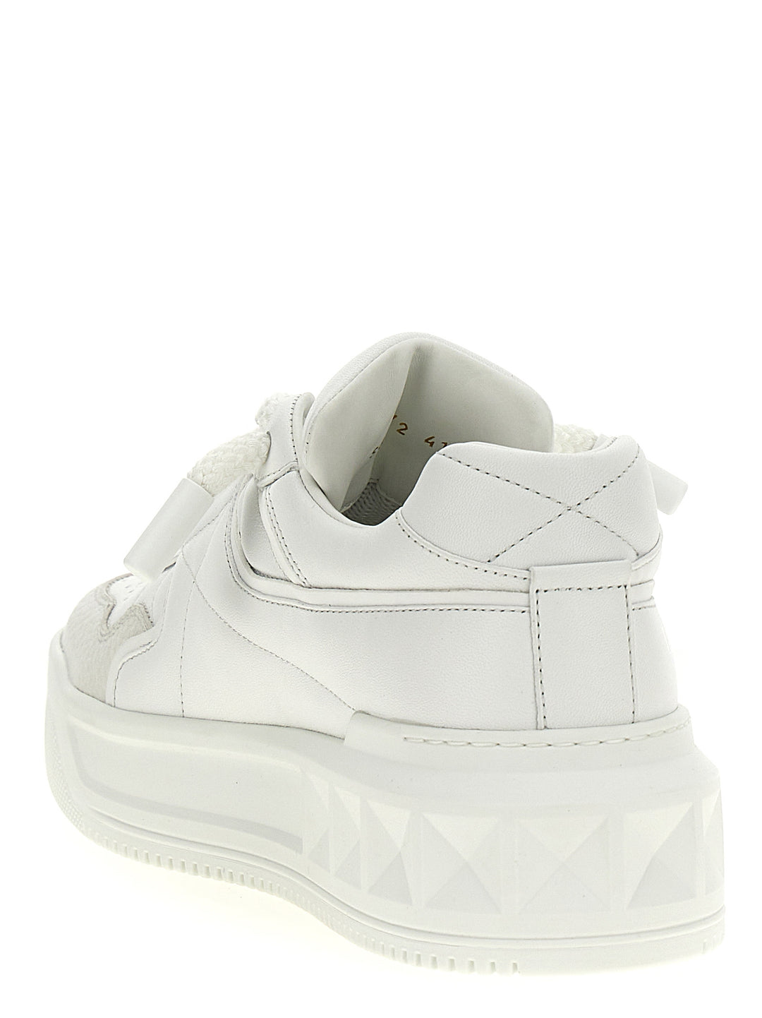 Valentino Garavani One Stud Xl Sneakers - Bianco | 468a3dc0efb8f07117fd5c9c8a4af906e8ba2c51
